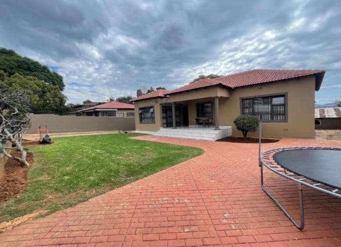 5 Bedroom Property for Sale in Proclamation Hill Gauteng