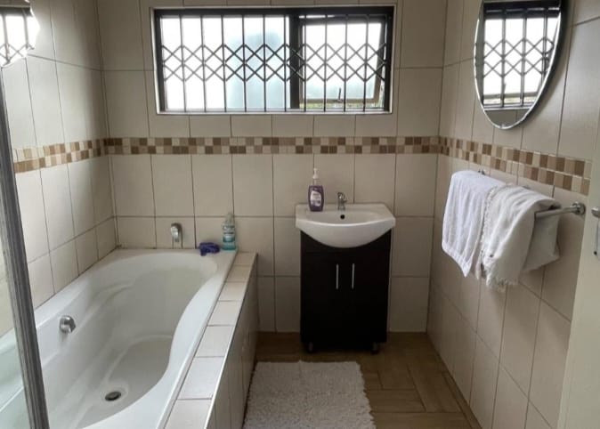 5 Bedroom Property for Sale in Proclamation Hill Gauteng