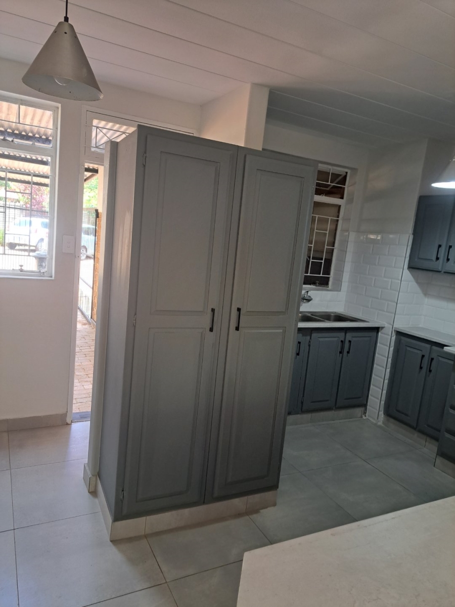 2 Bedroom Property for Sale in Pretoria North Gauteng
