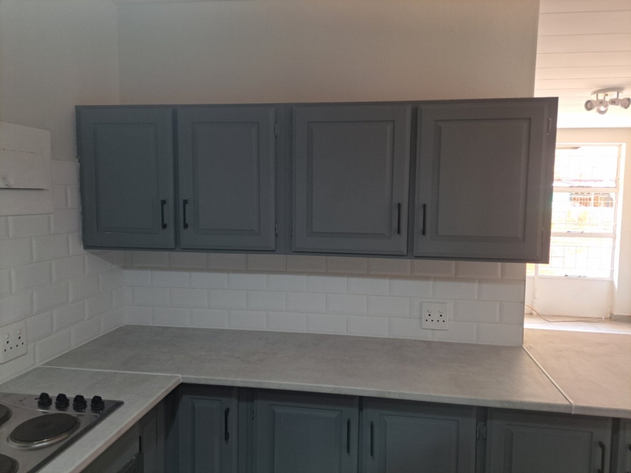 2 Bedroom Property for Sale in Pretoria North Gauteng