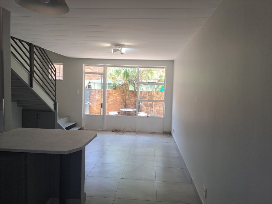 2 Bedroom Property for Sale in Pretoria North Gauteng