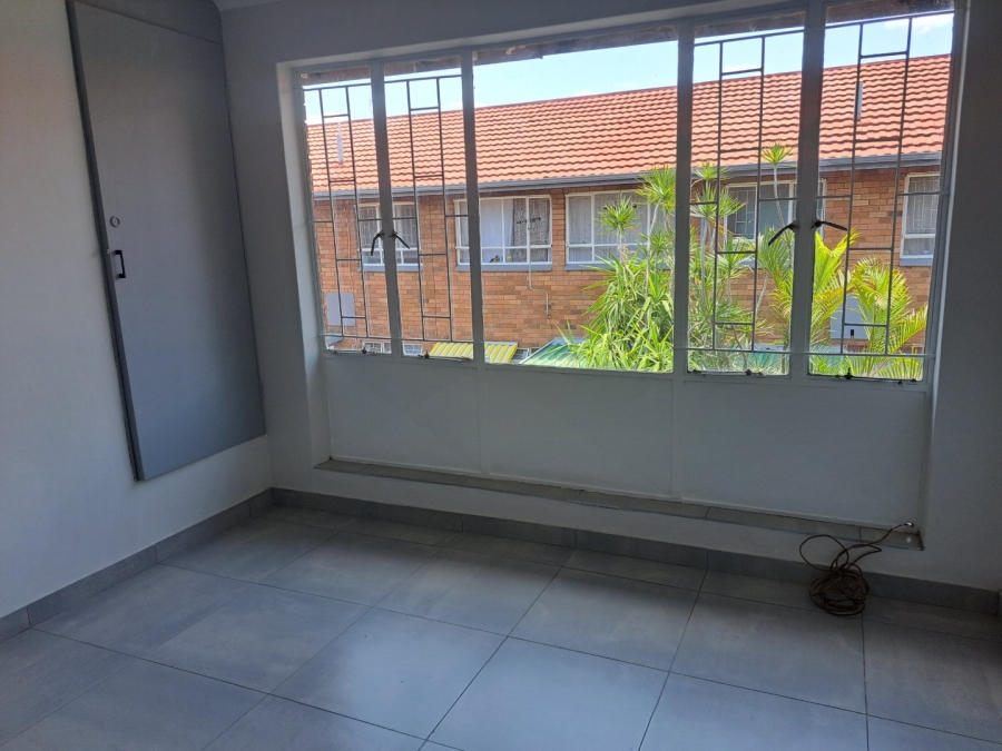 2 Bedroom Property for Sale in Pretoria North Gauteng
