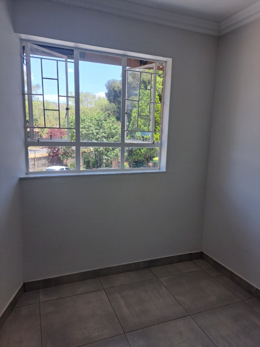 2 Bedroom Property for Sale in Pretoria North Gauteng