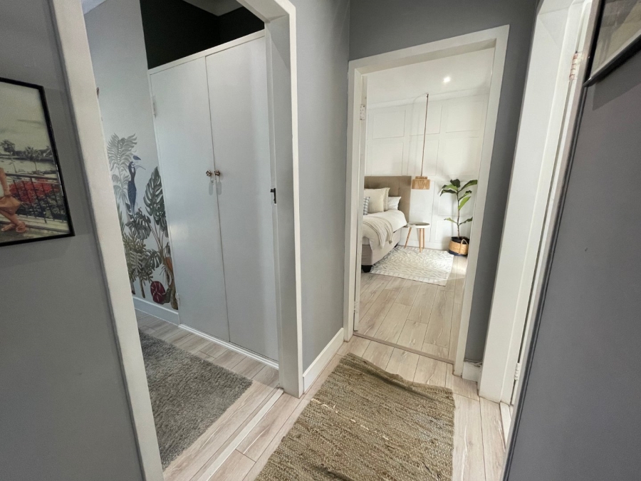 2 Bedroom Property for Sale in Brackenhurst Gauteng