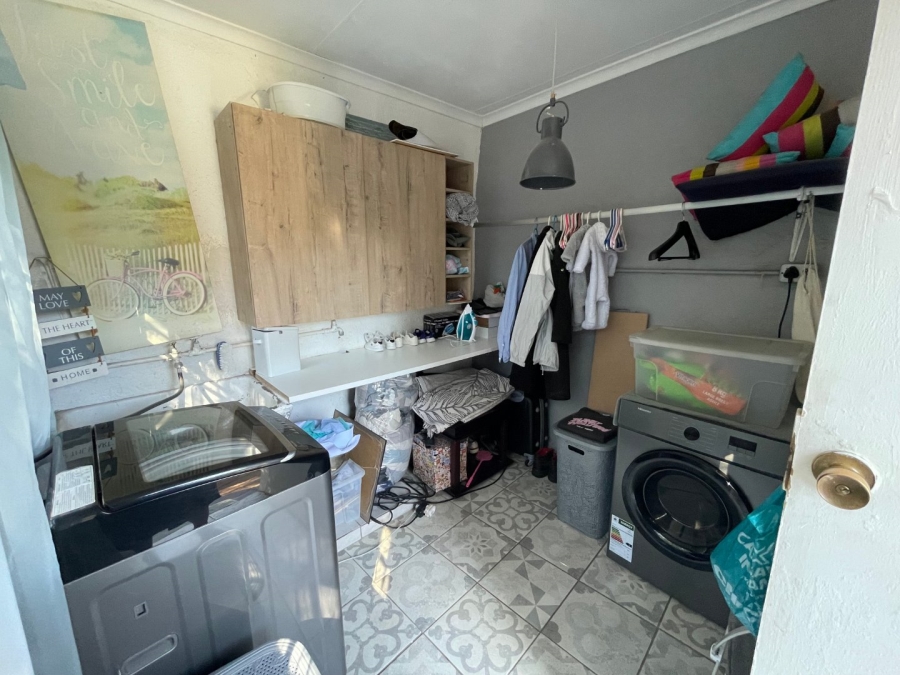 2 Bedroom Property for Sale in Brackenhurst Gauteng