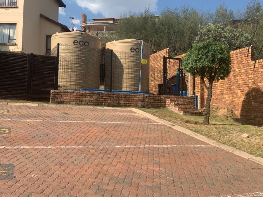 3 Bedroom Property for Sale in Ridgeway Gauteng