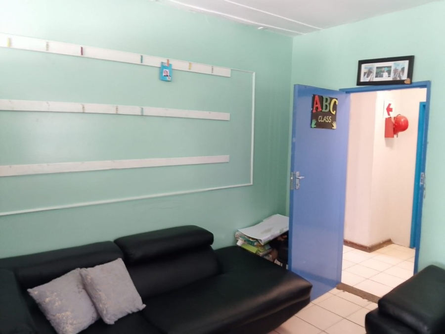 3 Bedroom Property for Sale in Robertsham Gauteng