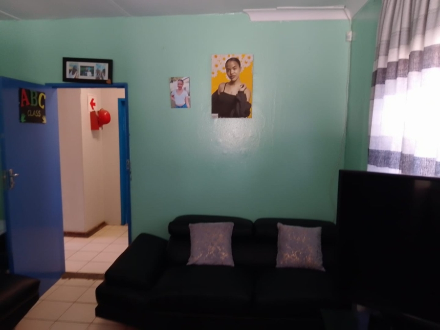 3 Bedroom Property for Sale in Robertsham Gauteng