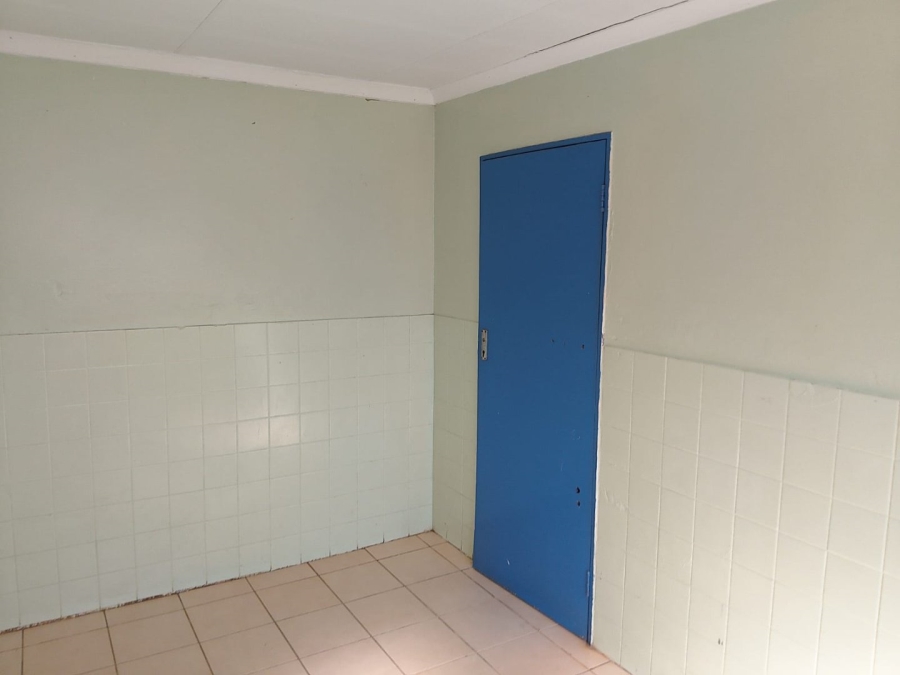 3 Bedroom Property for Sale in Robertsham Gauteng