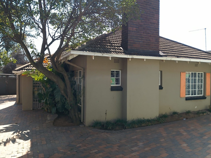3 Bedroom Property for Sale in Robertsham Gauteng