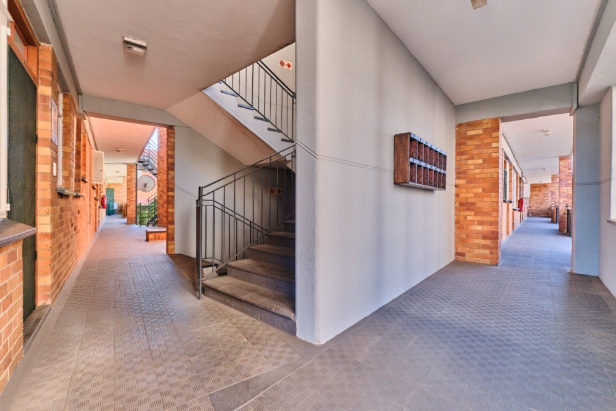1 Bedroom Property for Sale in Florida North Gauteng