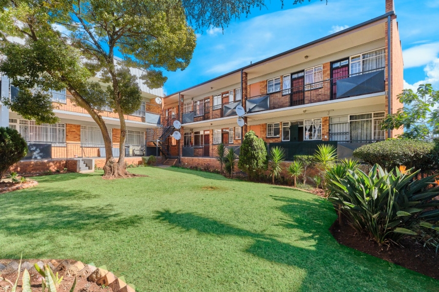 1 Bedroom Property for Sale in Florida North Gauteng