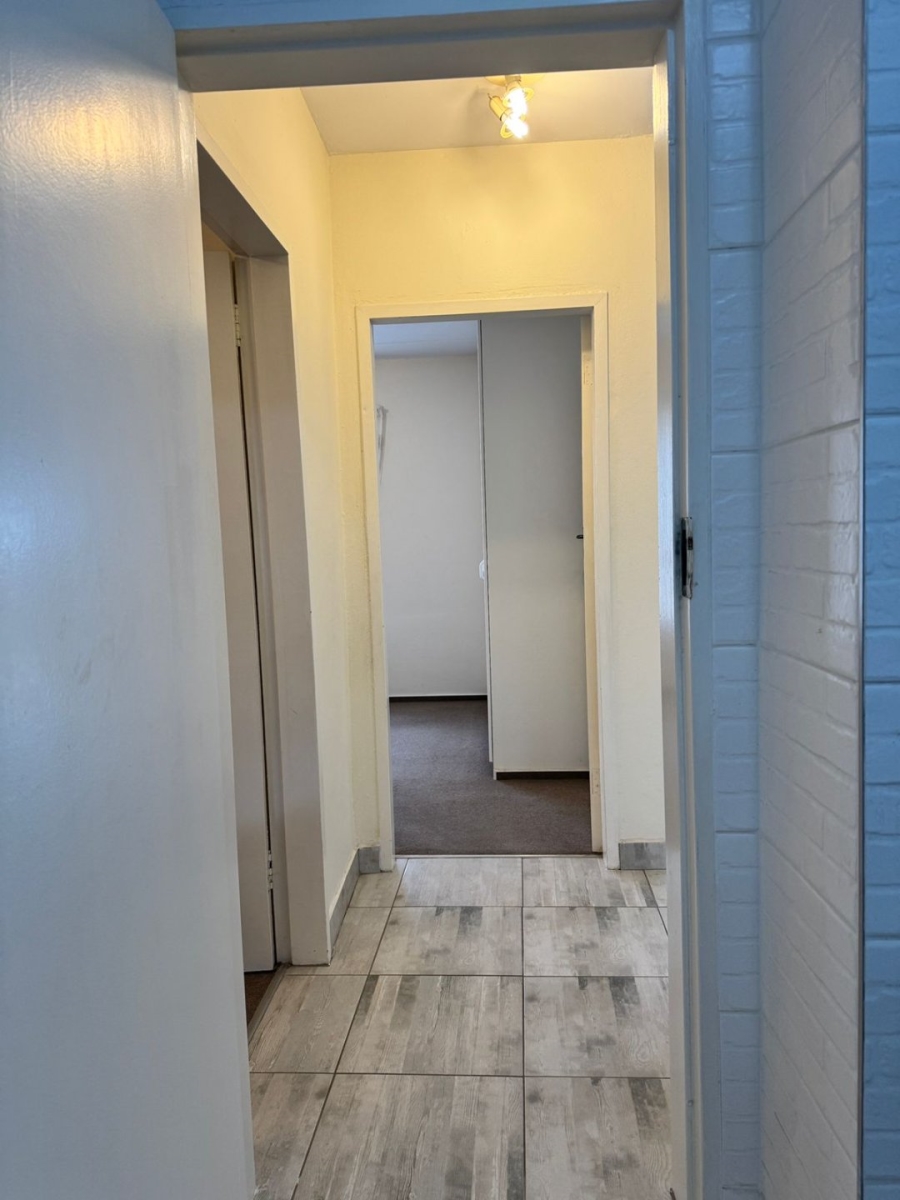 To Let 2 Bedroom Property for Rent in Noordwyk Gauteng