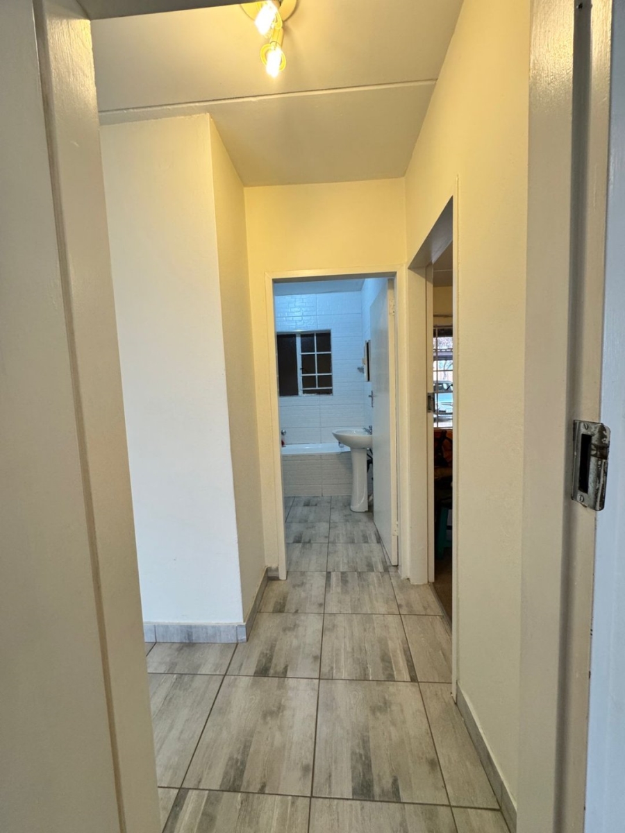 To Let 2 Bedroom Property for Rent in Noordwyk Gauteng