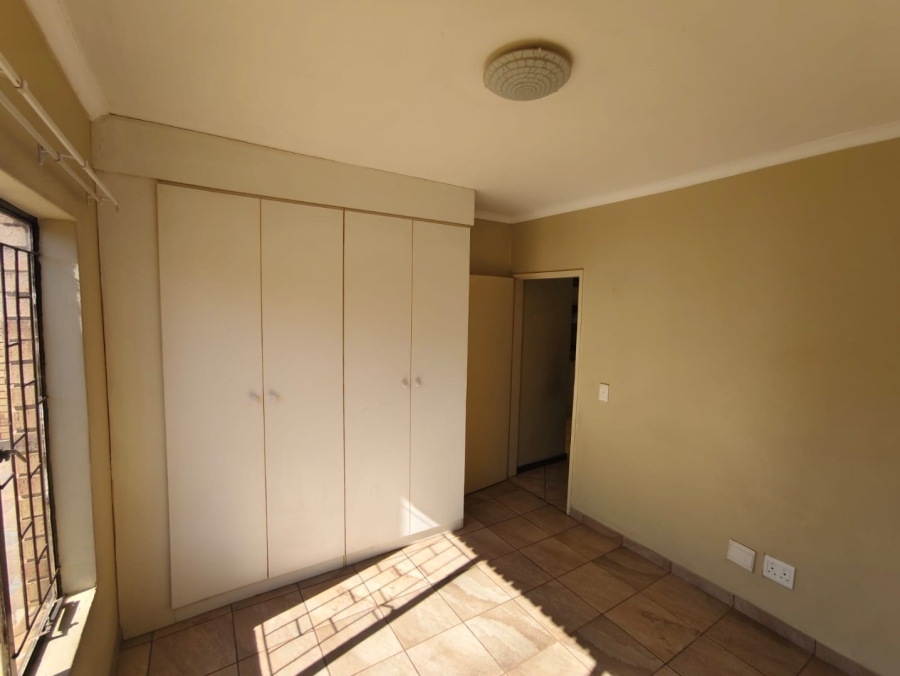 2 Bedroom Property for Sale in Ravensklip Gauteng