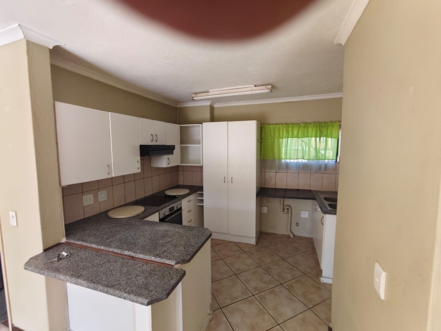 2 Bedroom Property for Sale in Ravensklip Gauteng