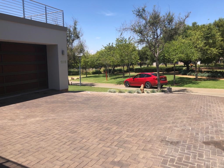 5 Bedroom Property for Sale in Eye of Africa Gauteng