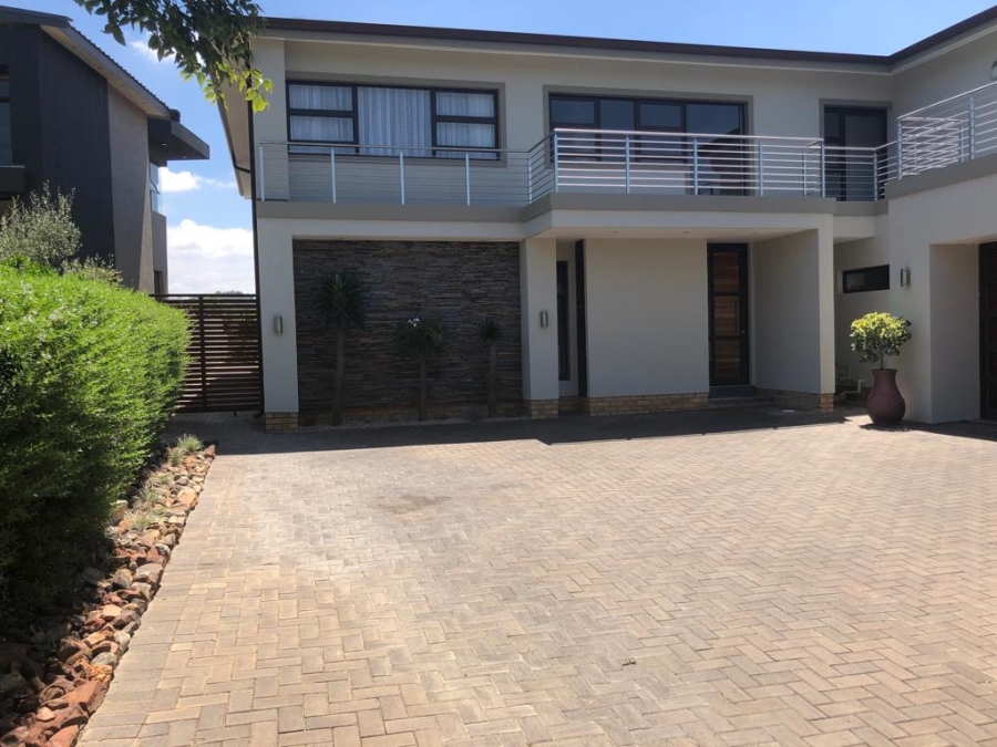 5 Bedroom Property for Sale in Eye of Africa Gauteng