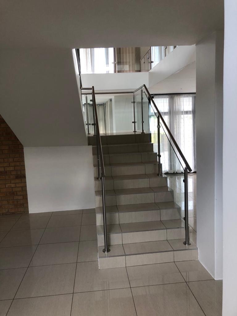 5 Bedroom Property for Sale in Eye of Africa Gauteng