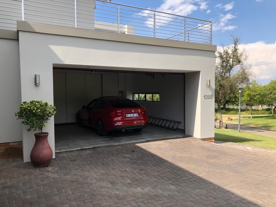 5 Bedroom Property for Sale in Eye of Africa Gauteng