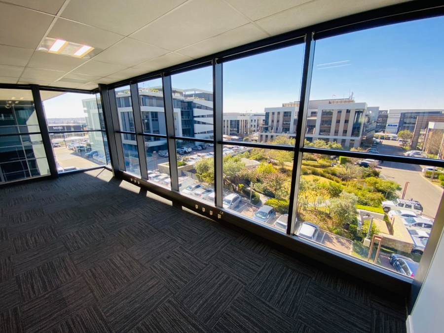 To Let commercial Property for Rent in Vorna Valley Gauteng
