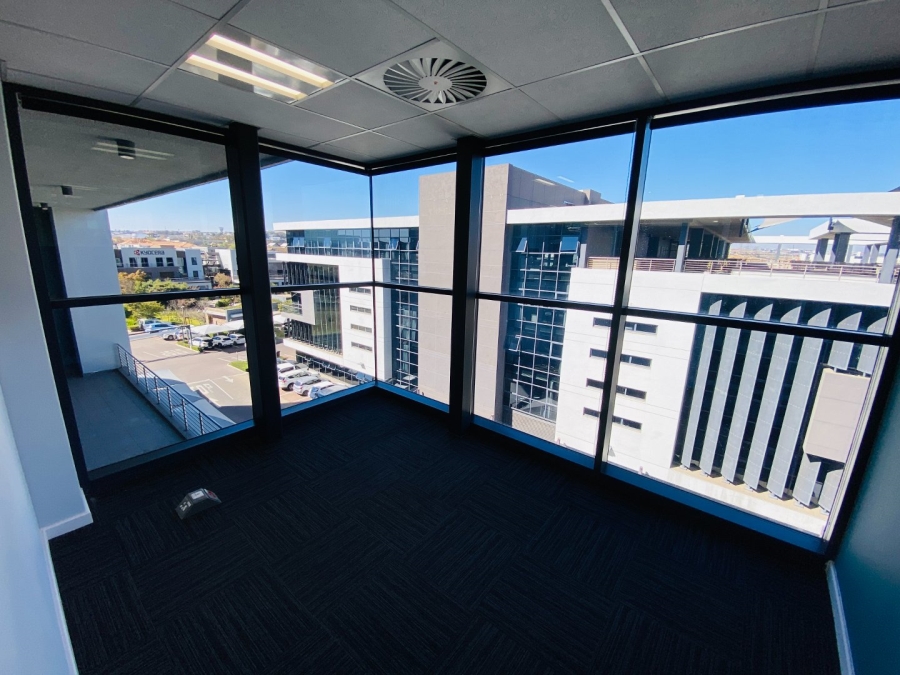 To Let commercial Property for Rent in Vorna Valley Gauteng