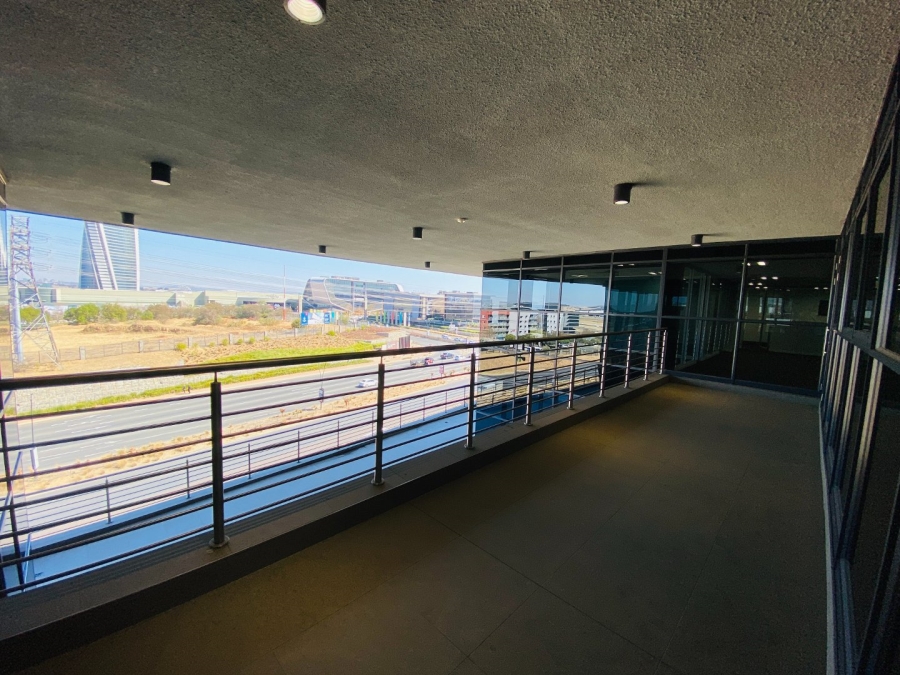To Let commercial Property for Rent in Vorna Valley Gauteng