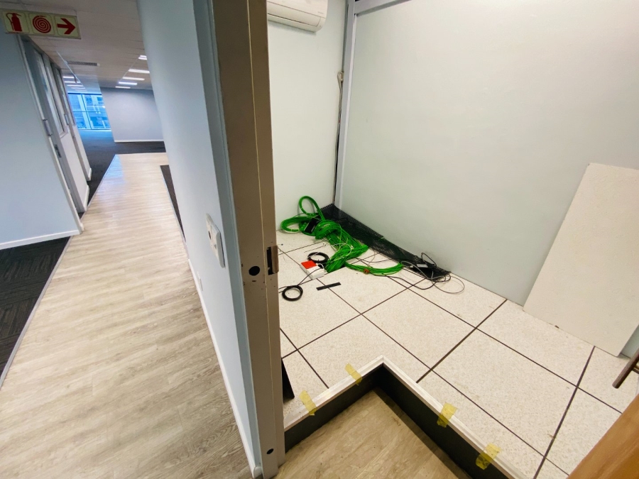 To Let commercial Property for Rent in Vorna Valley Gauteng