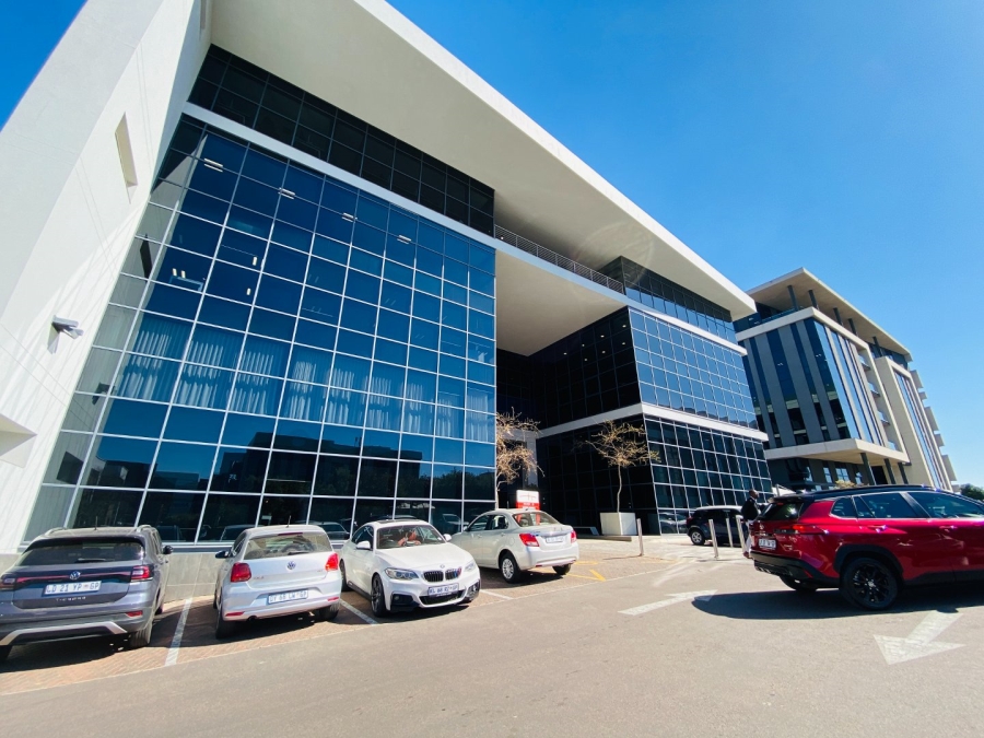 To Let commercial Property for Rent in Vorna Valley Gauteng