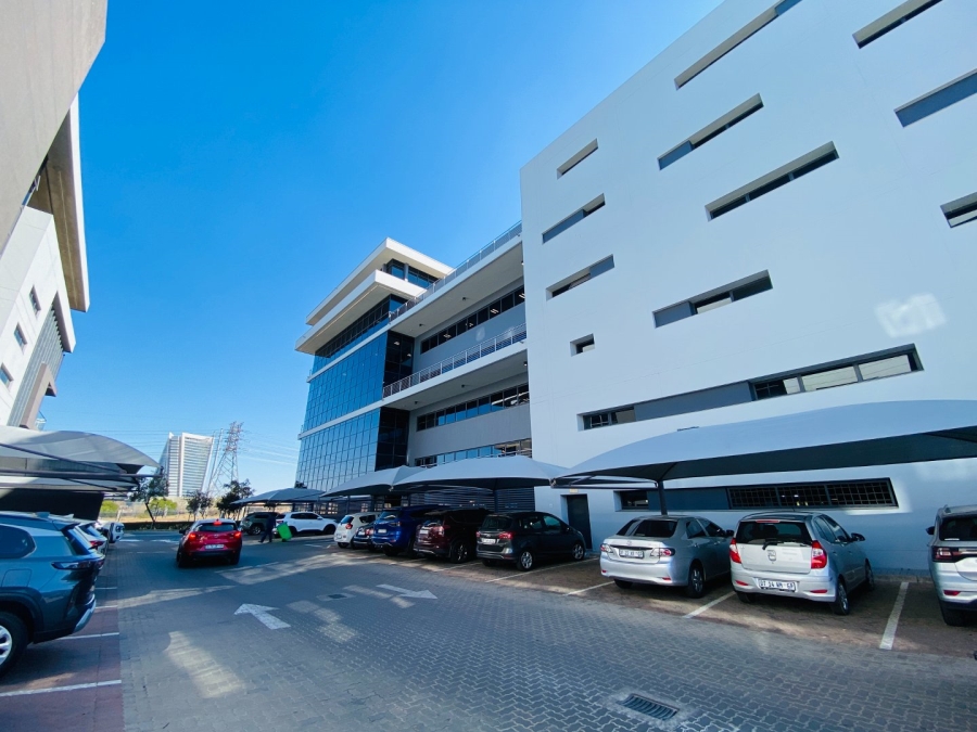 To Let commercial Property for Rent in Vorna Valley Gauteng