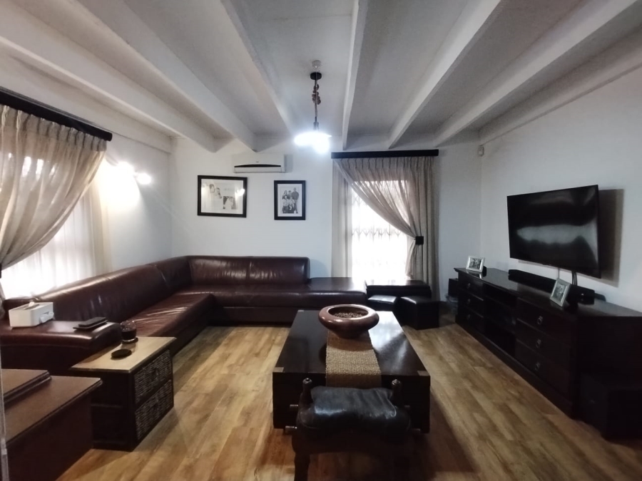 5 Bedroom Property for Sale in Henley on Klip Gauteng