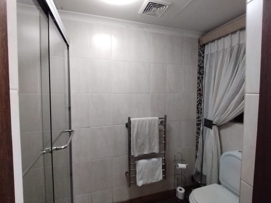 5 Bedroom Property for Sale in Henley on Klip Gauteng