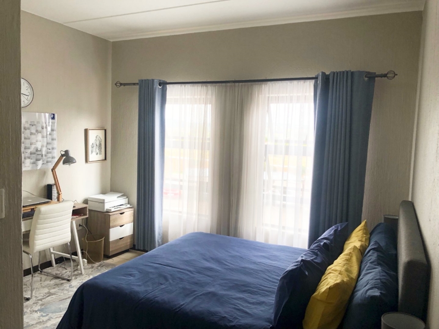 2 Bedroom Property for Sale in Barbeque Downs Gauteng