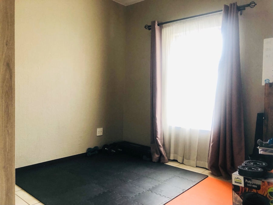 2 Bedroom Property for Sale in Barbeque Downs Gauteng
