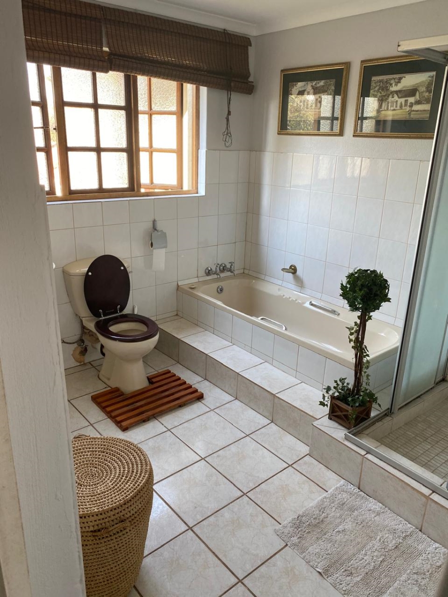 To Let 1 Bedroom Property for Rent in Bedfordview Gauteng