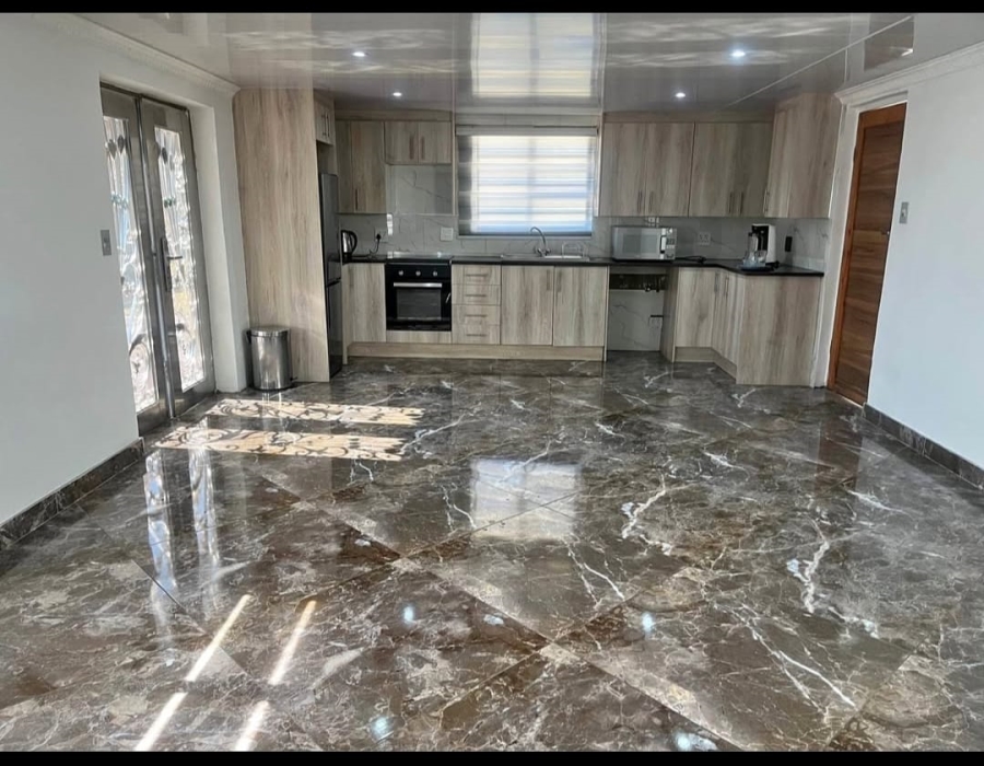 To Let 1 Bedroom Property for Rent in Bramley Park Gauteng