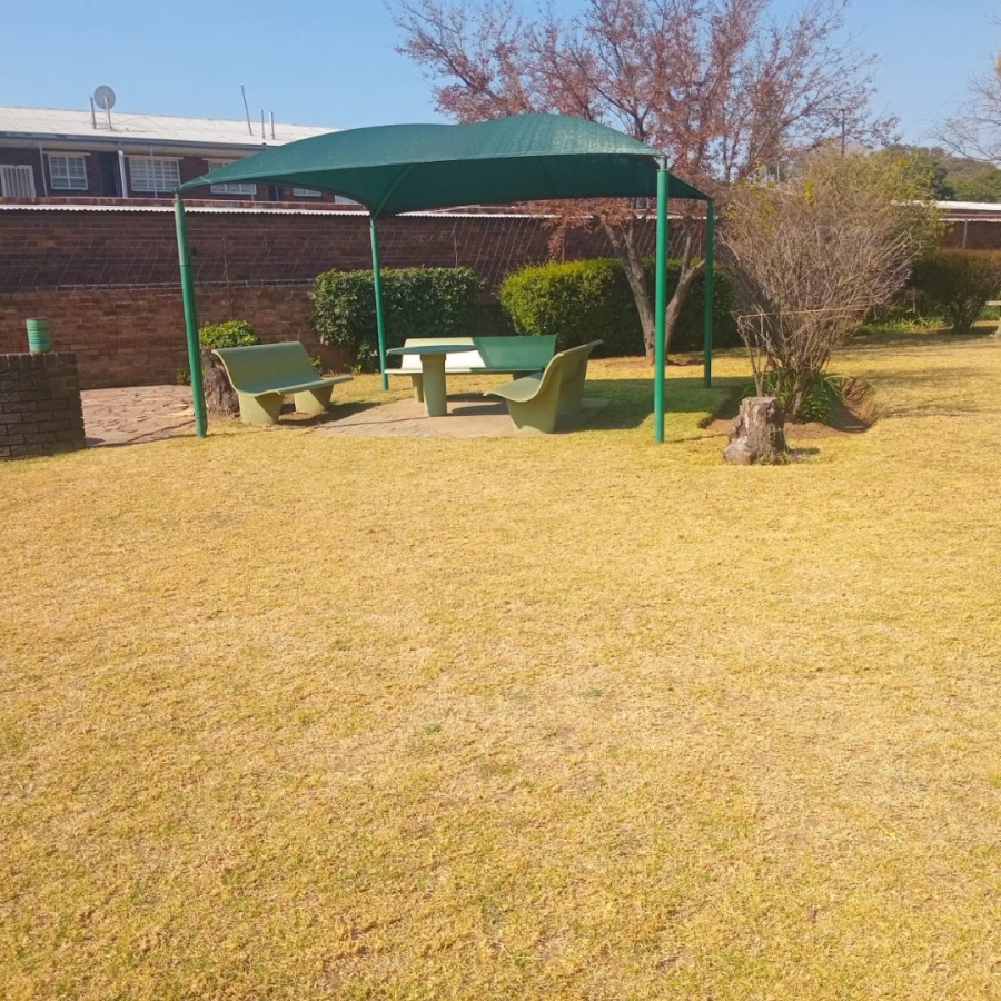 1 Bedroom Property for Sale in Benoni South Gauteng