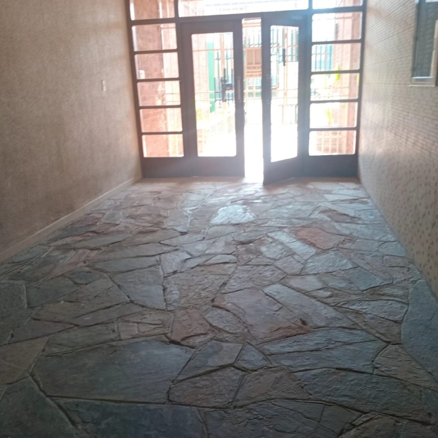 1 Bedroom Property for Sale in Benoni South Gauteng