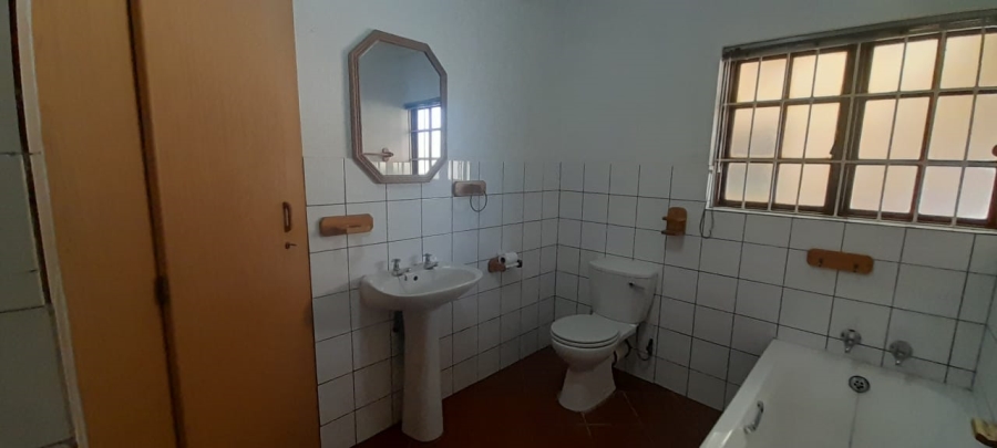 To Let 3 Bedroom Property for Rent in Moreleta Park Gauteng