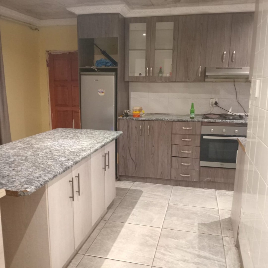 2 Bedroom Property for Sale in Benoni South Gauteng