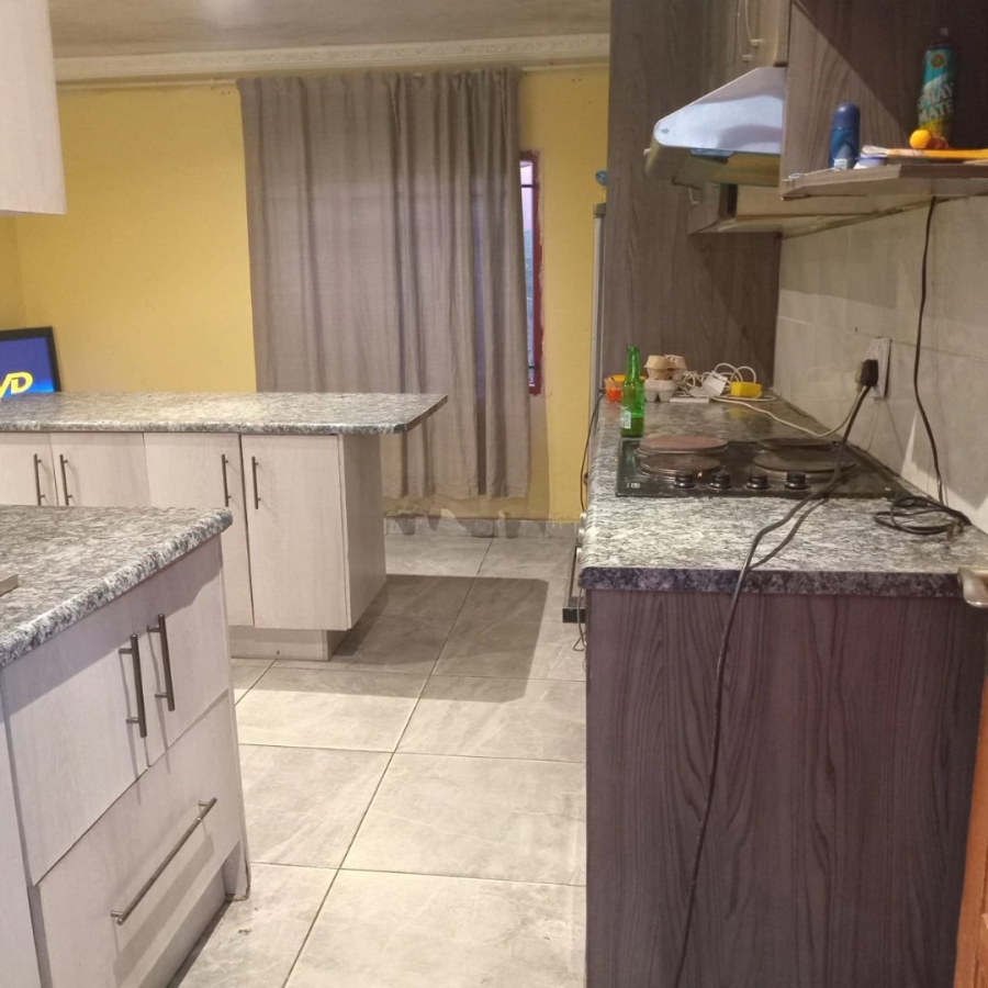 2 Bedroom Property for Sale in Benoni South Gauteng