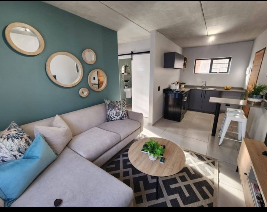 To Let 2 Bedroom Property for Rent in South Hills Gauteng