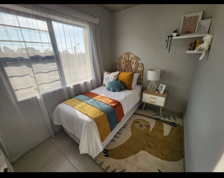 To Let 2 Bedroom Property for Rent in South Hills Gauteng