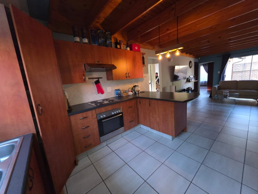 4 Bedroom Property for Sale in Pomona Gauteng
