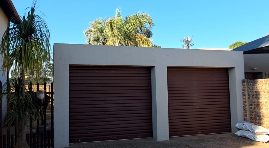 4 Bedroom Property for Sale in Pomona Gauteng