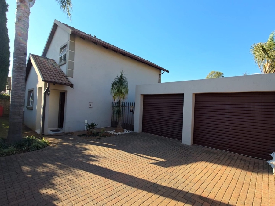 4 Bedroom Property for Sale in Pomona Gauteng