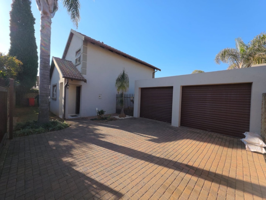 4 Bedroom Property for Sale in Pomona Gauteng