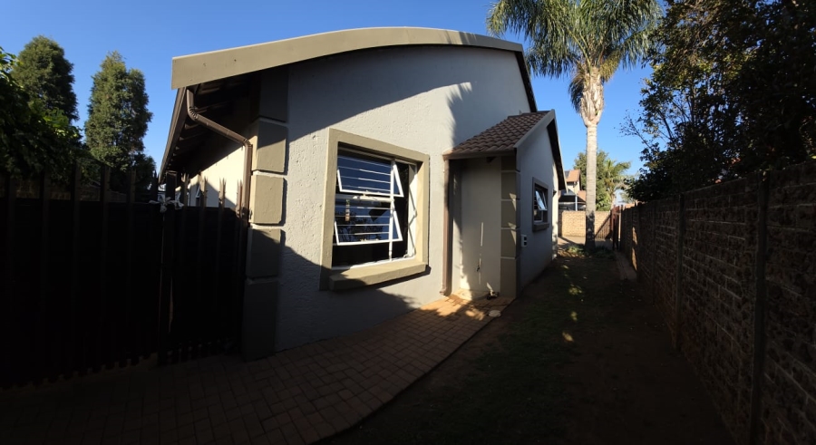 4 Bedroom Property for Sale in Pomona Gauteng