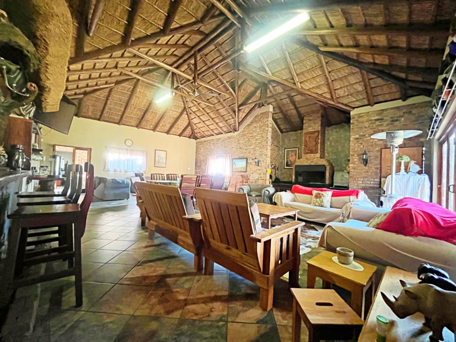 6 Bedroom Property for Sale in Eldoraigne Gauteng