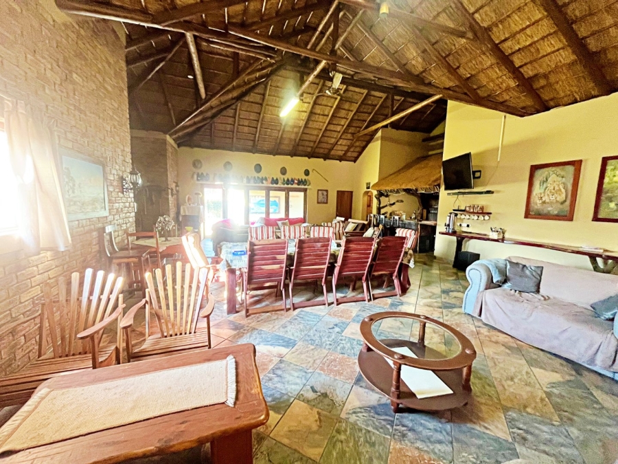 6 Bedroom Property for Sale in Eldoraigne Gauteng